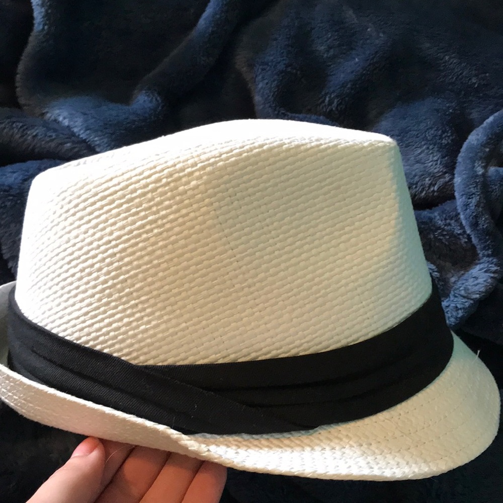 White fedora